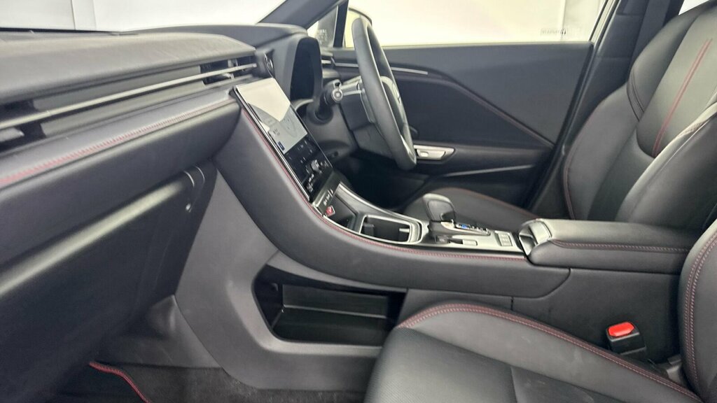 Lexus LBX 1.5 Vvt-ie Takumi Design Suv Hybrid E-c Red #12