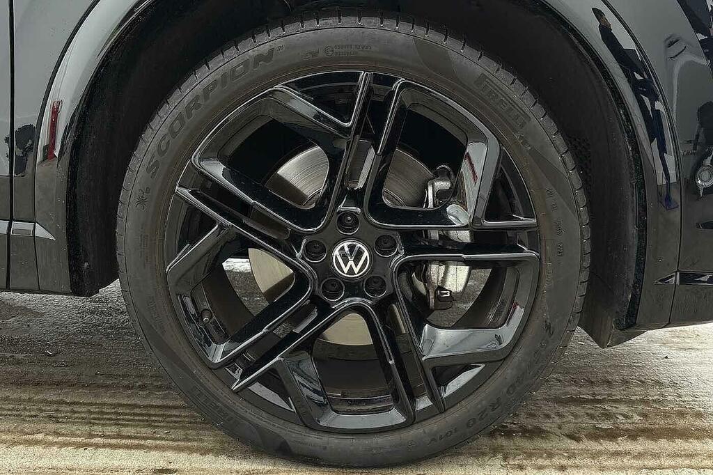 Volkswagen Tiguan 2.0 Tdi R-line Dsg Black #5