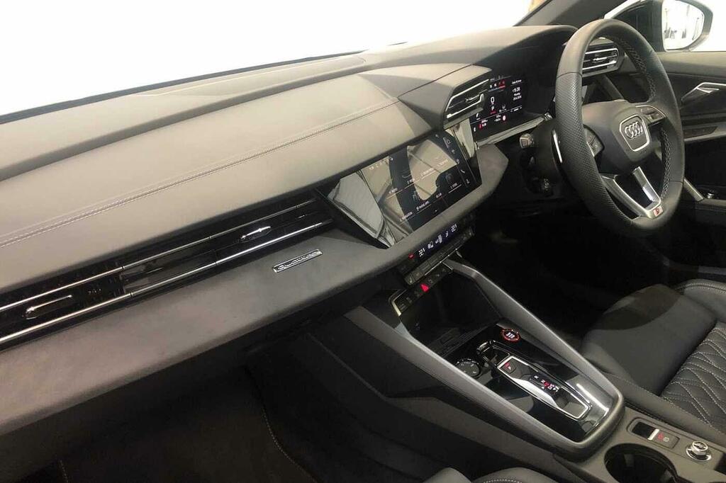 Audi A3 Black Edition Tfsi 333 Ps S Tronic ST75LFE Green #2