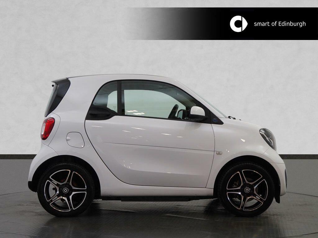 Smart Fortwo Coupe 17.6Kwh Premium 22Kw Charger White #6