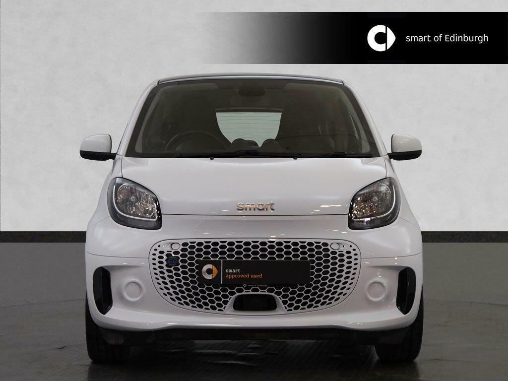 Smart Fortwo Coupe 17.6Kwh Premium 22Kw Charger White #2
