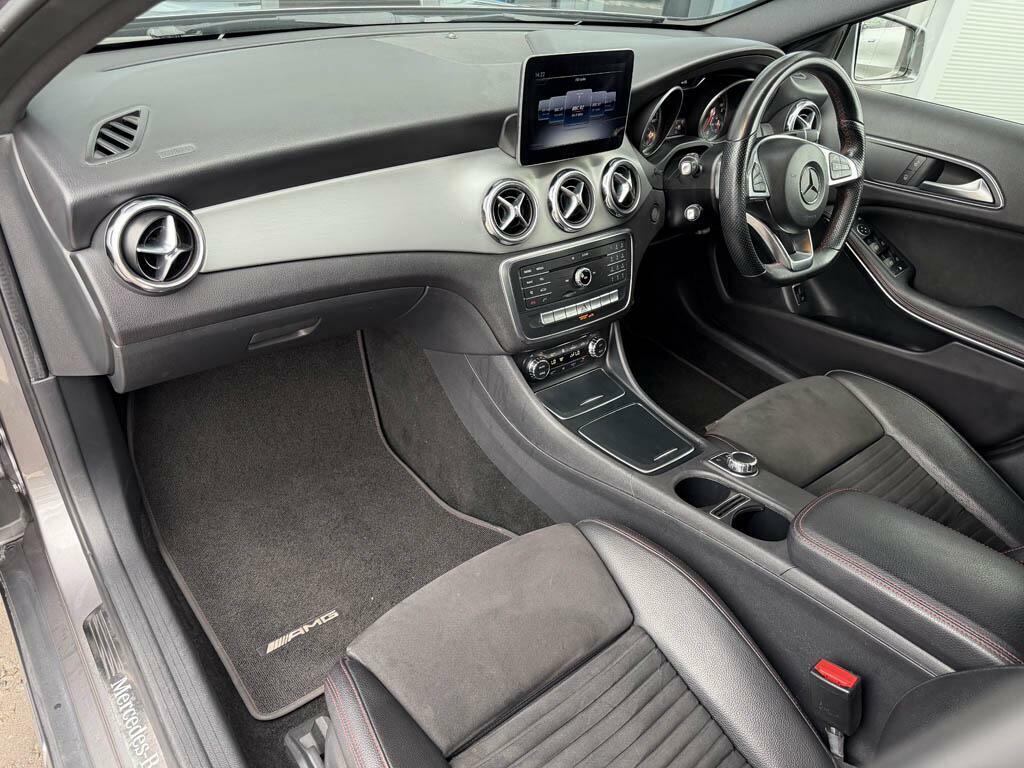 Mercedes-Benz GLA Class Gla 220 D 4Matic Amg Line LO67APY Grey #3