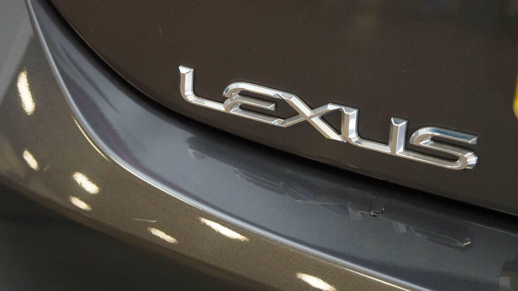 Lexus ES 2.5 300H Premium Edition Saloon Hybrid Blue #37