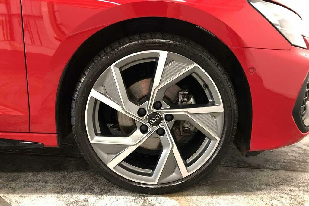 Audi A3 Black Edition Tfsi 150 Ps S Tronic SG75ZXU Red #5