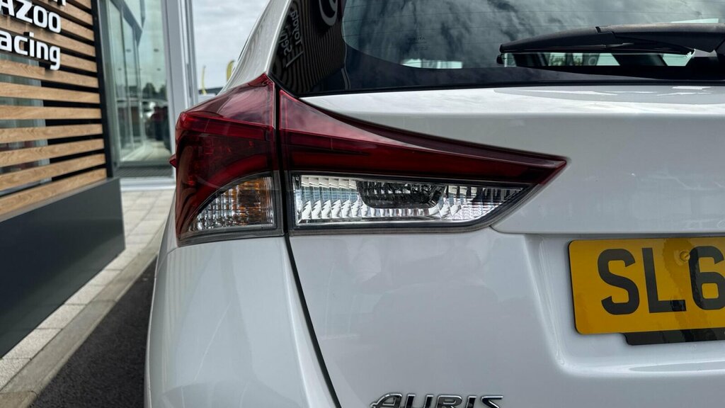 Toyota Auris 1.8 Hybrid Icon Tech Tss Cvt Grey #20