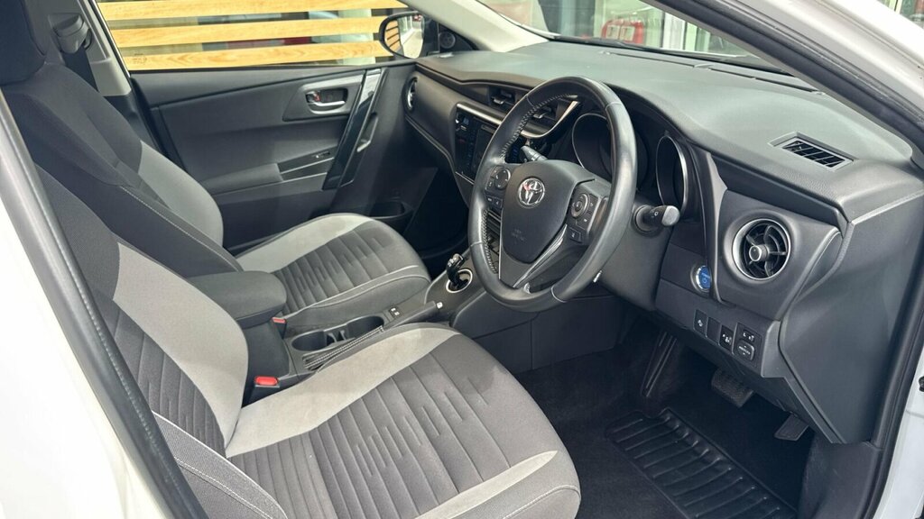 Toyota Auris 1.8 Hybrid Icon Tech Tss Cvt Grey #12