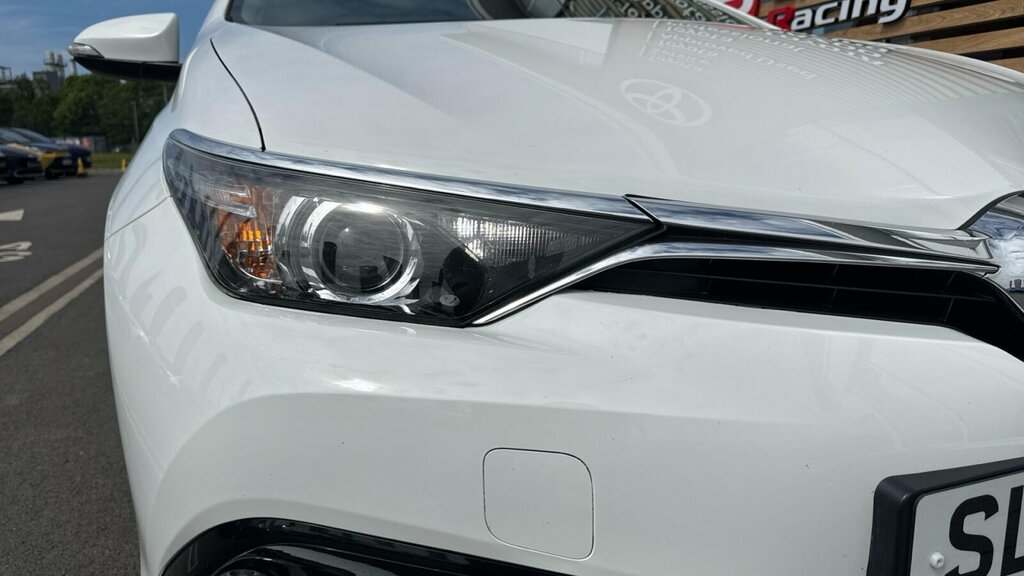 Toyota Auris 1.8 Hybrid Icon Tech Tss Cvt Grey #19