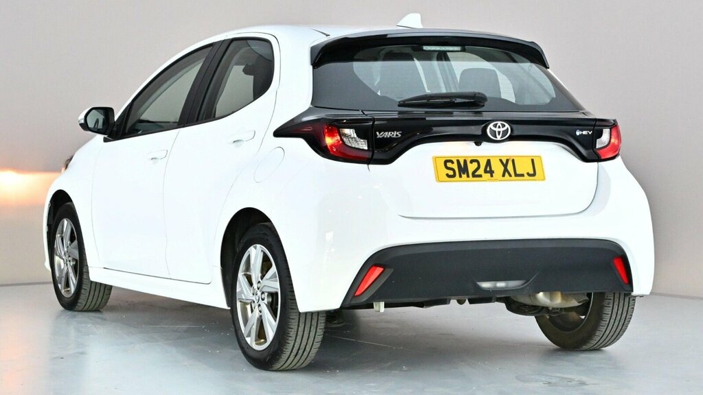 Toyota Yaris 1.5 Vvt-h Icon Hatchback Hybrid E-cvt E SM24XLJ White #3