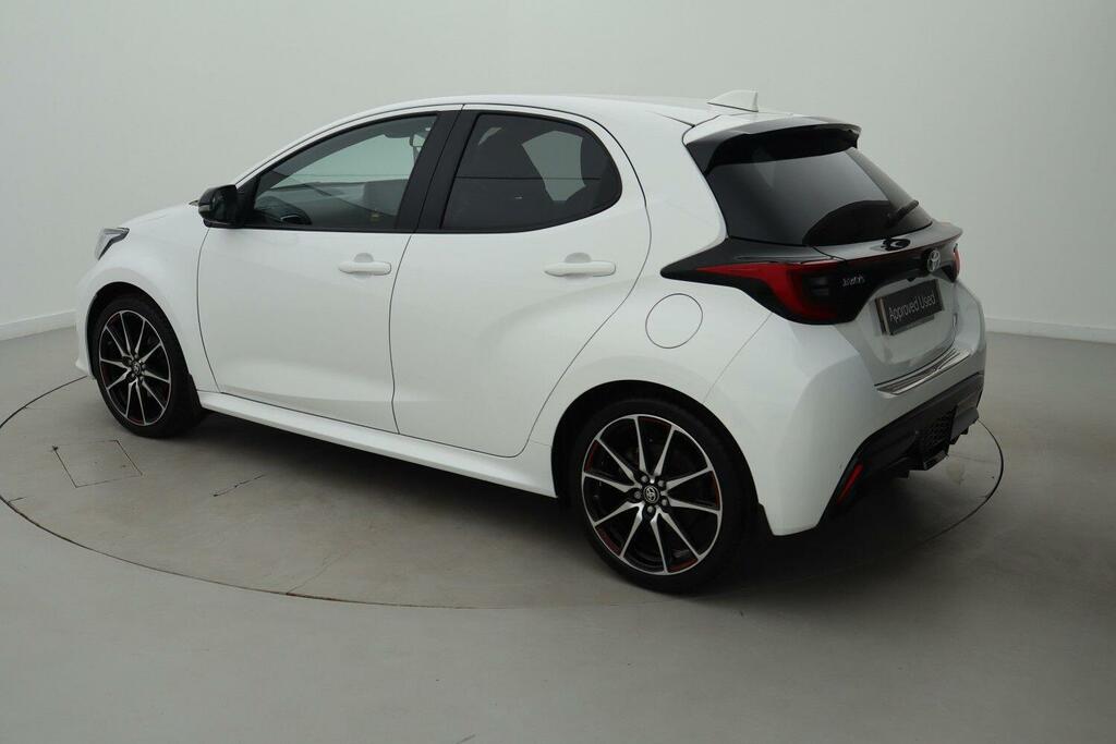 Toyota Yaris 1.5 Vvt-h Gr Sport Hatchback Hybrid E-c ST23FJO White #4