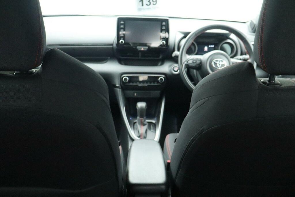Toyota Yaris 1.5 Vvt-h Gr Sport Hatchback Hybrid E-c ST23FJO White #6