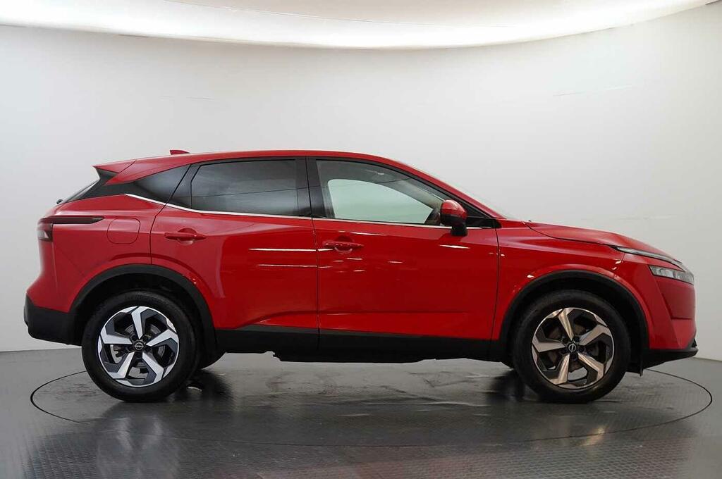 Nissan Qashqai 1.3 Dig-t Mh 140 N-connecta With Sat Nav And 360 V DS23XEB Red #6
