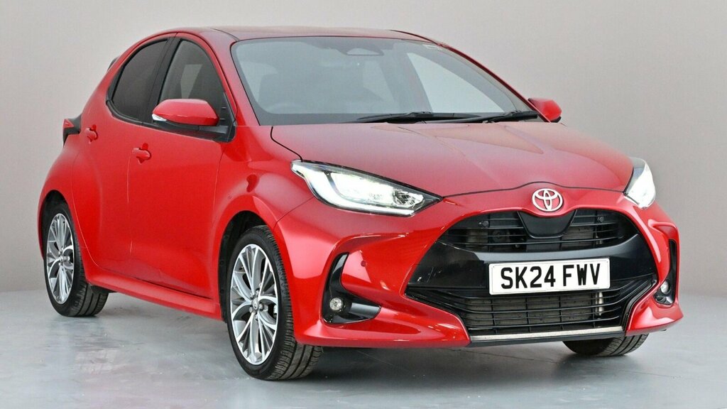 Toyota Yaris 1.5 Vvt-h Excel E-cvt Euro 6 Ss Red
