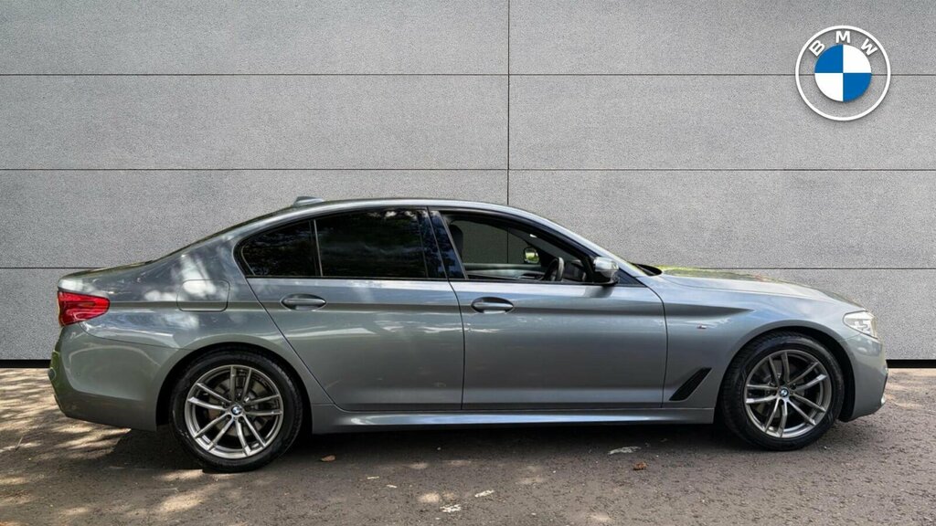BMW 5 Series 520D Xdrive M Sport Saloon NJ69WWX Blue #3