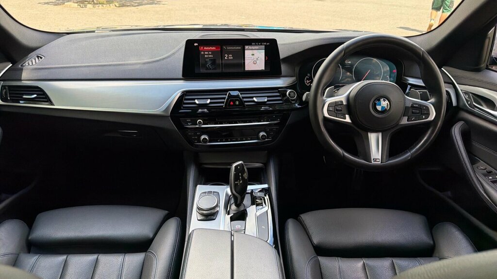 BMW 5 Series 520D Xdrive M Sport Saloon NJ69WWX Blue #4