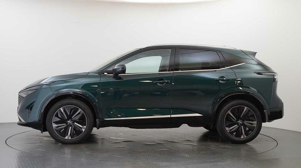 Nissan Qashqai 1.3 Dig-t Mh 158 Tekna With Glass Roof And Drive A SK74FBA Green #5