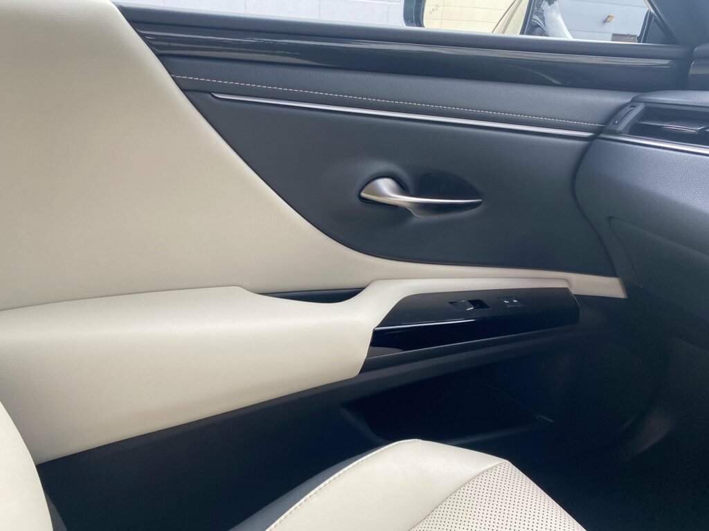 Lexus ES 2.5 300H Saloon Hybrid E-cvt Euro 6 S Blue #60