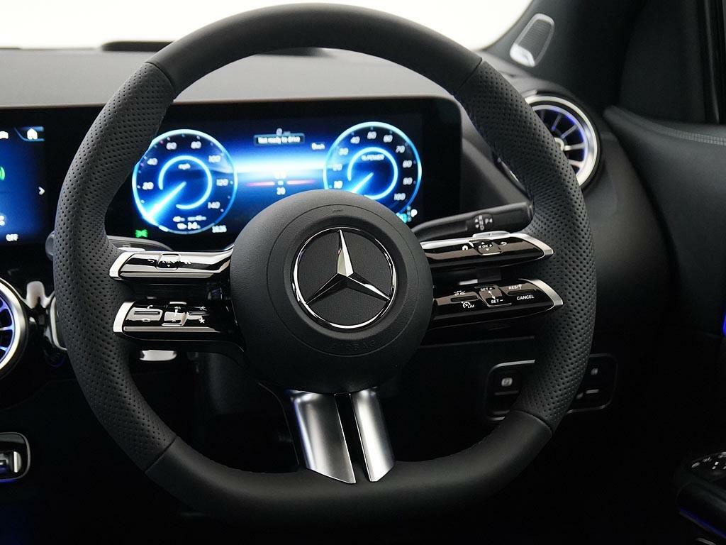 Mercedes-Benz EQA 250 140Kw Urban Edition 70.5Kwh 2025 Black #36