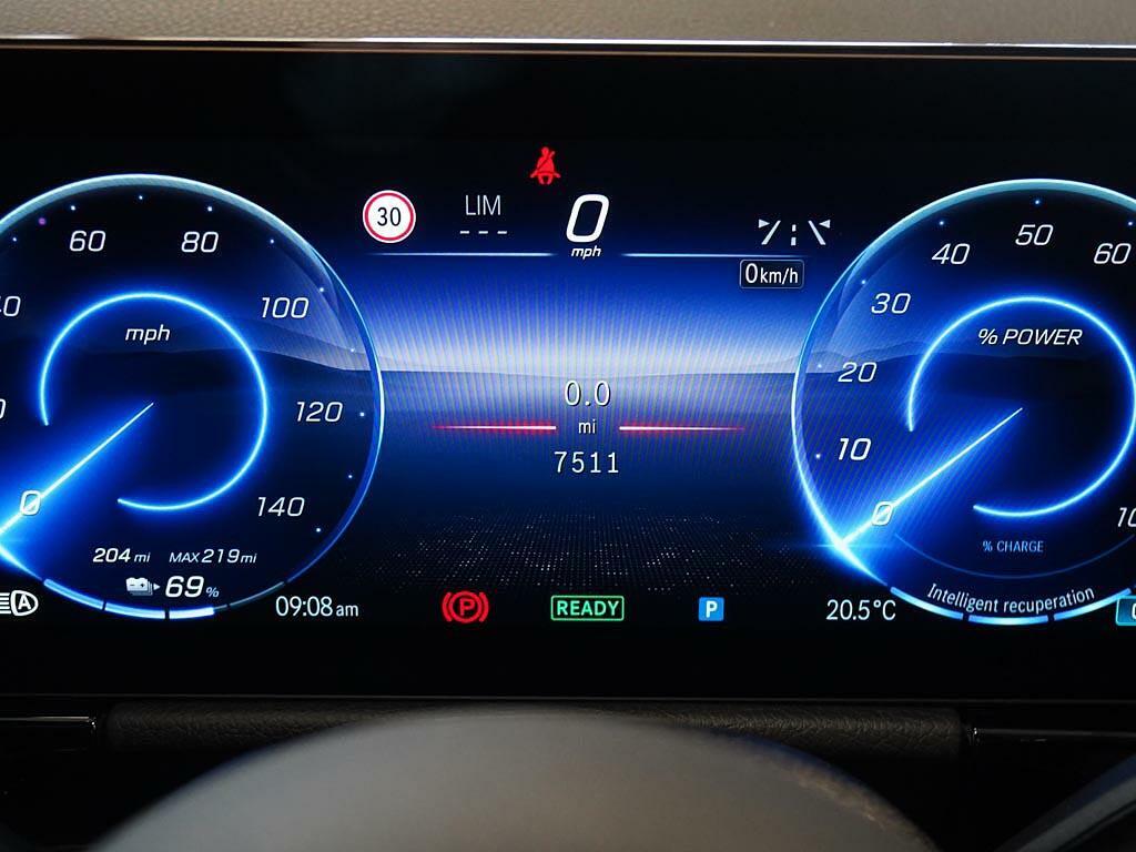 Mercedes-Benz EQA Eqa 250 Amg Line Premium Plus Grey #4