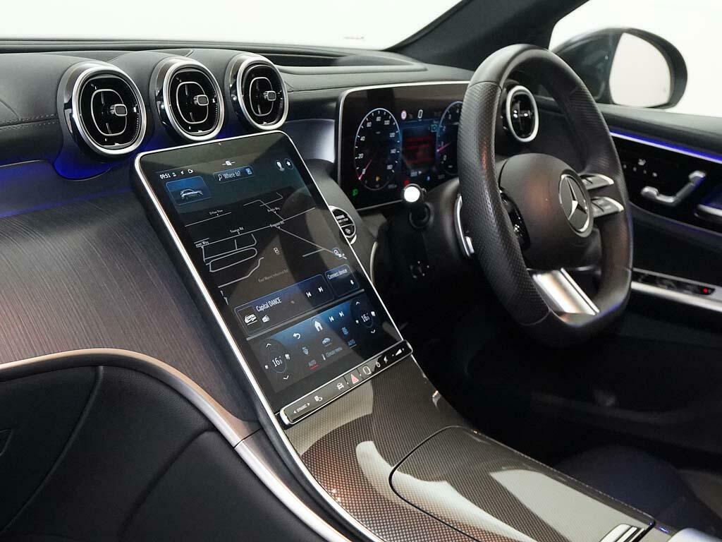 Mercedes-Benz GLC Class 2.0 Glc300h Mhev Amg Line Premium G-tronic 4Mat PL73ULP Black #39
