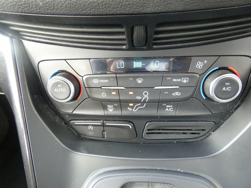 Ford Kuga 1.5 Tdci Zetec Suv Euro 6 S S Silver #24