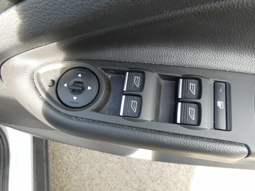 Ford Kuga 1.5 Tdci Zetec Suv Euro 6 S S Silver #21