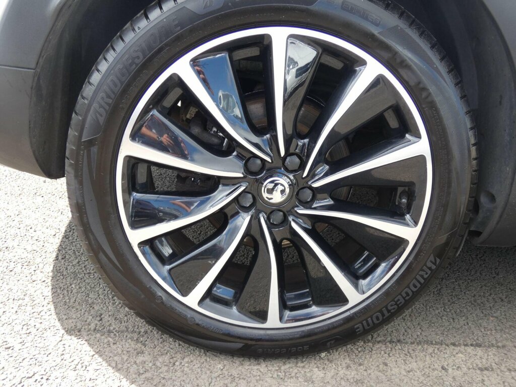 Vauxhall Grandland X 1.5 Turbo D Se #36