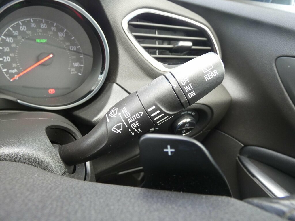 Vauxhall Grandland X 1.5 Turbo D Se #16