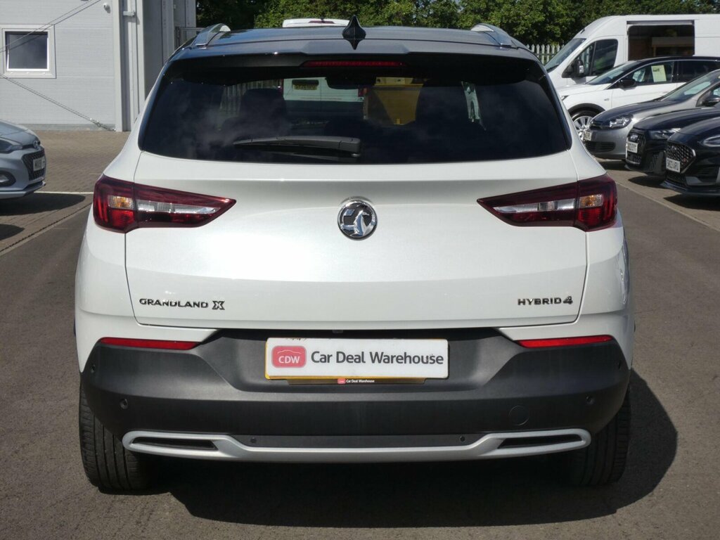 Vauxhall Grandland X 1.5 Turbo D Se #8