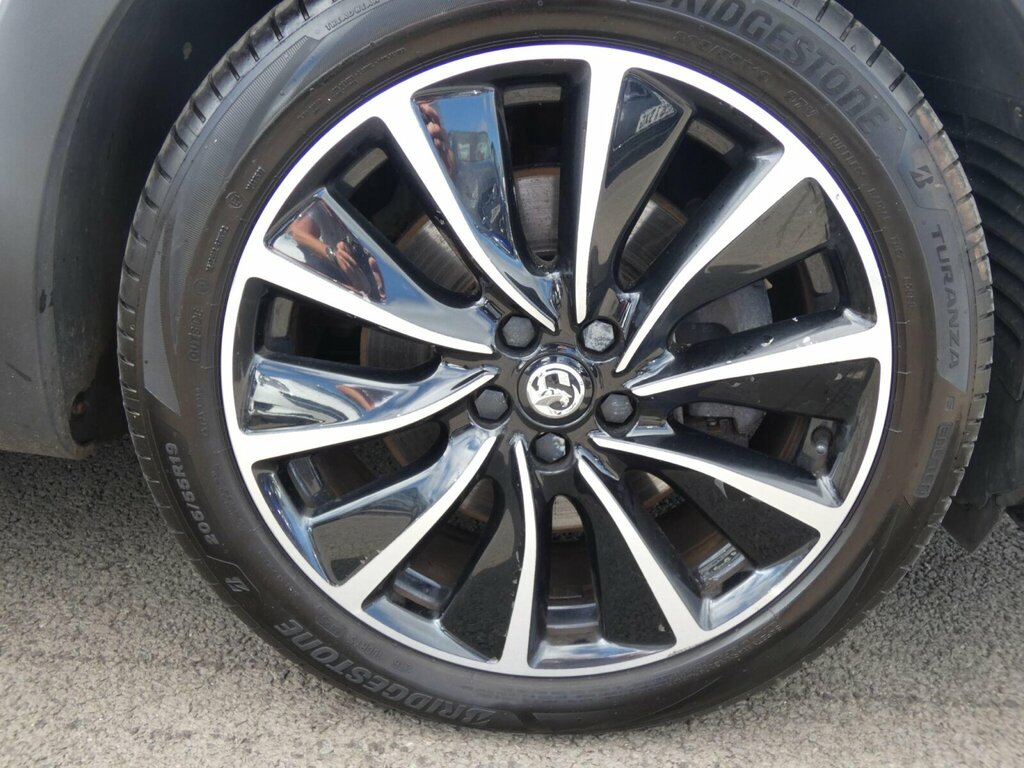 Vauxhall Grandland X 1.5 Turbo D Se #37