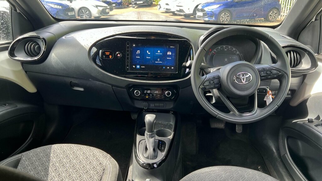 Toyota Aygo X 1.0 Vvt-i Edge X-shift Euro 6 Ss White #6
