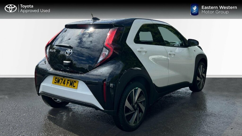 Toyota Aygo X 1.0 Vvt-i Edge X-shift Euro 6 Ss White #2