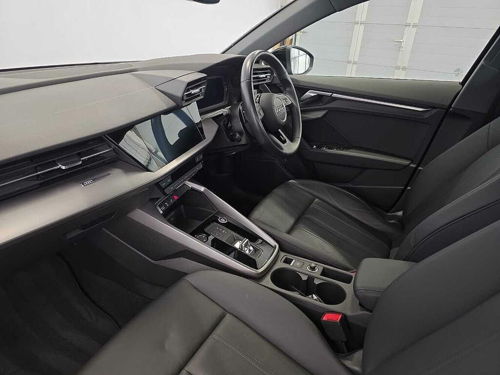 Audi A3 O Sport 40 Tfsi E 204 Ps S Tronic LV73VPK Black #2