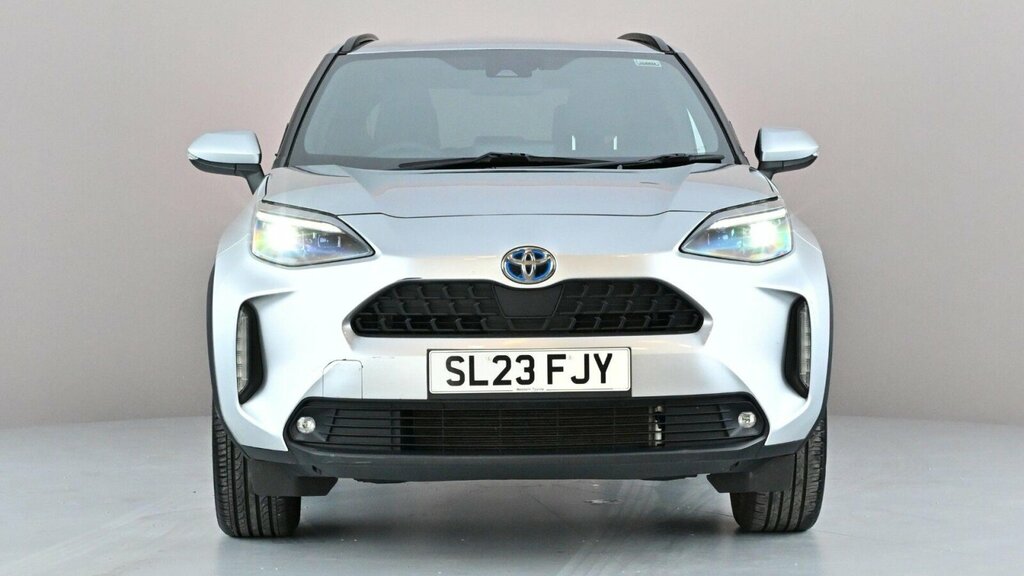 Toyota Yaris Cross 1.5 Vvt-h Design Suv Hybrid E-cvt Euro SL23FJY Silver #2