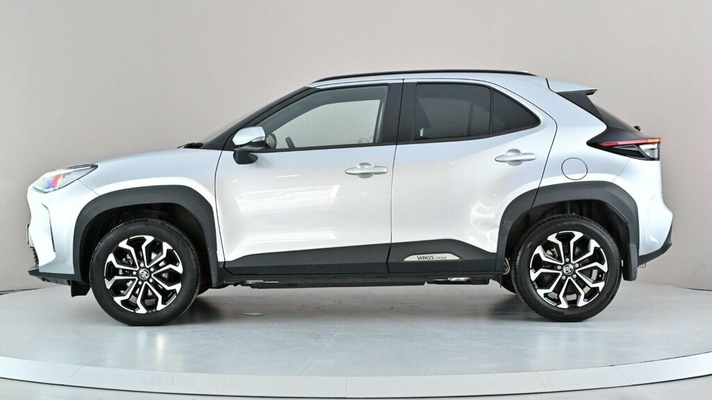 Toyota Yaris Cross 1.5 Vvt-h Design Suv Hybrid E-cvt Euro SL23FJY Silver #4