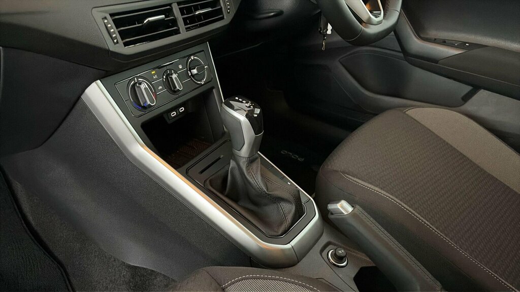 Volkswagen Polo 1.0 Tsi 95Ps Life Grey #28