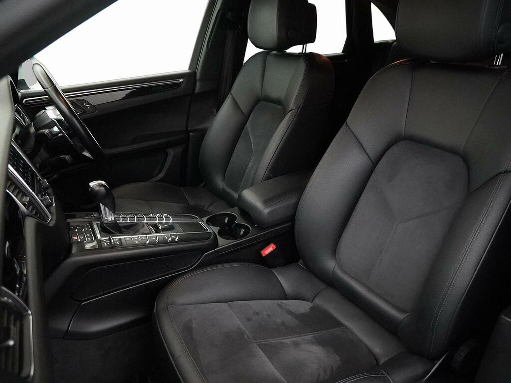 Porsche Macan 3.0T V6 Gts Suv Pdk 4Wd Euro 6 Ss 3 Black #38