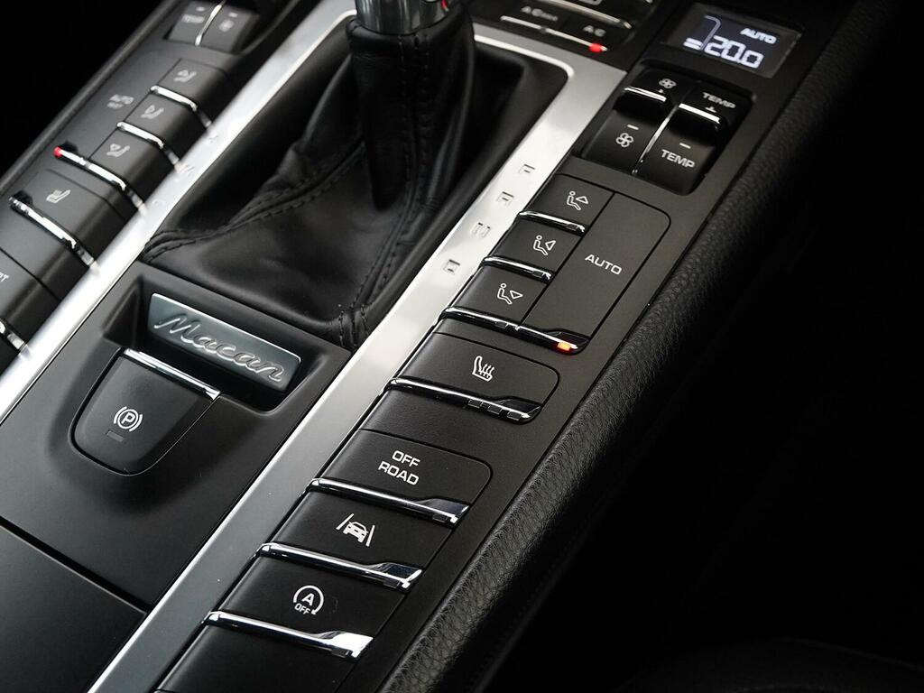 Porsche Macan 3.0T V6 Gts Suv Pdk 4Wd Euro 6 Ss 3 Black #21