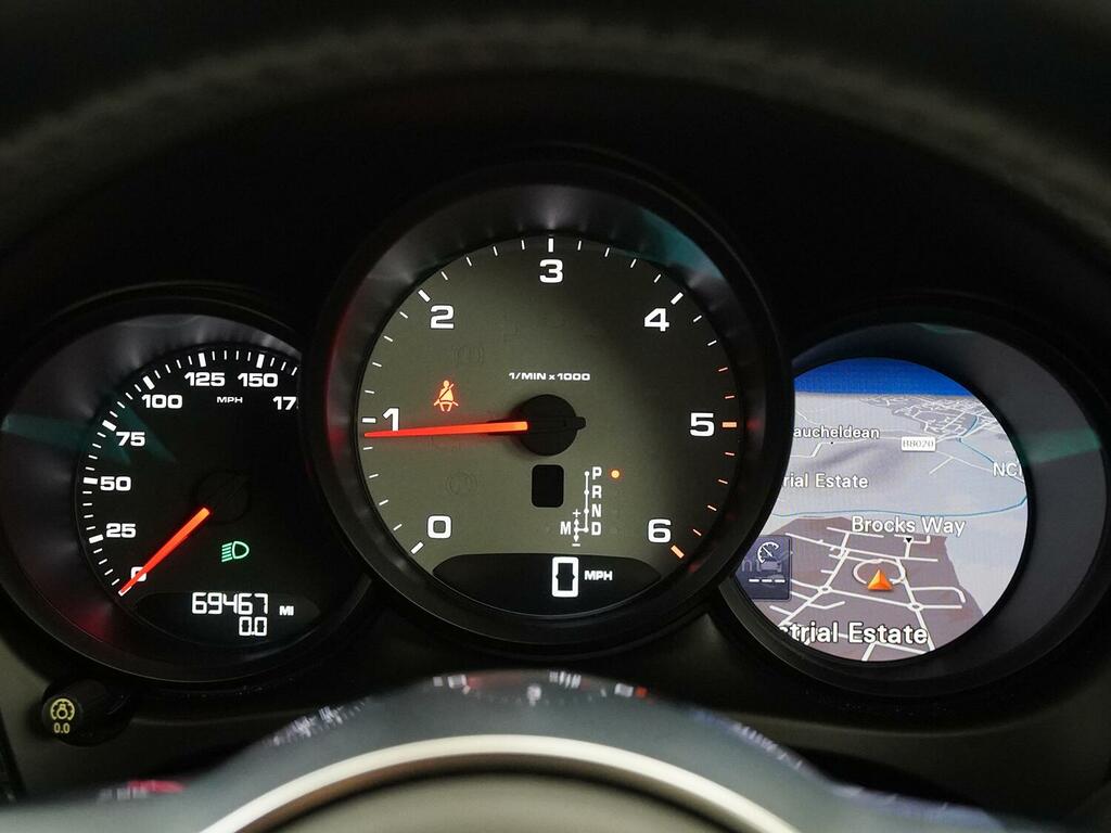 Porsche Macan S D S-a White #4