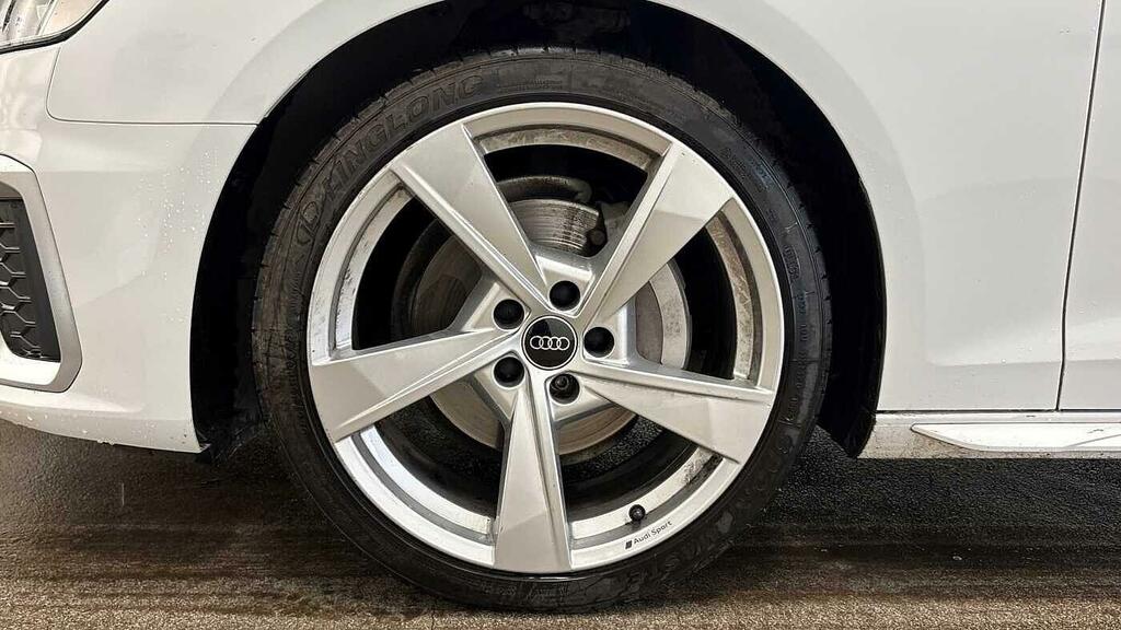 Audi A4 Avant Avant S Line 40 Tfsi 204 Ps S Tronic White #5