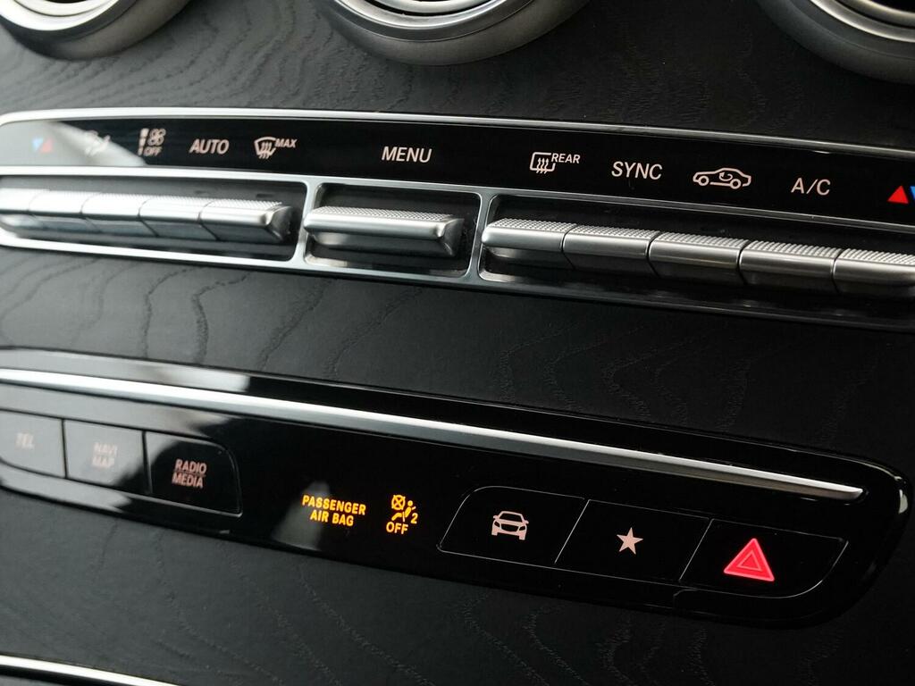 Mercedes-Benz GLC Class Glc 220D 4Matic Amg Night Edition 9G-tronic Grey #25