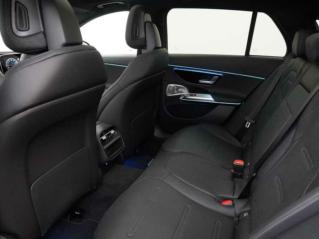 Mercedes-Benz E Class E220d Urban Edition Black #34