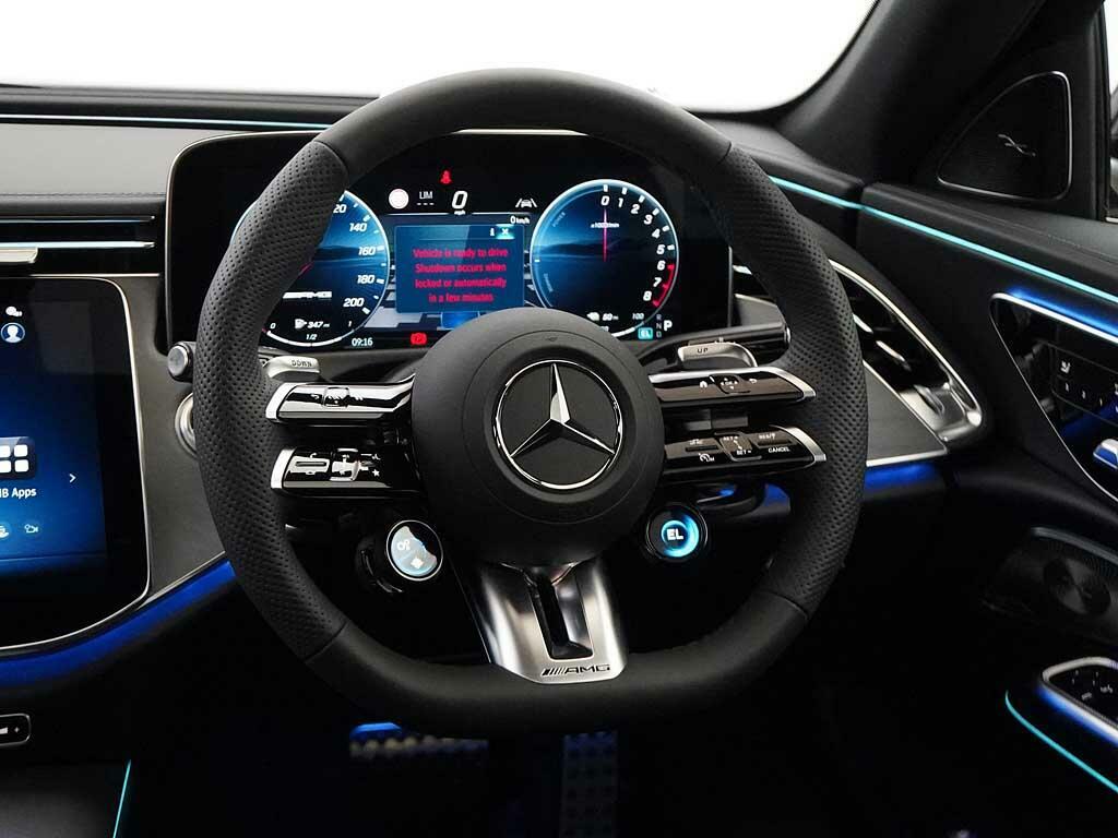 Mercedes-Benz E Class E220d Urban Edition Black #38
