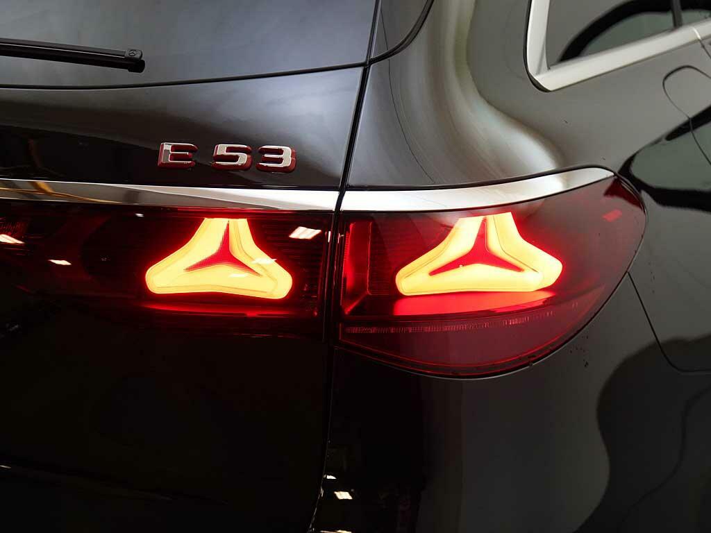 Mercedes-Benz E Class E220d Urban Edition Black #15