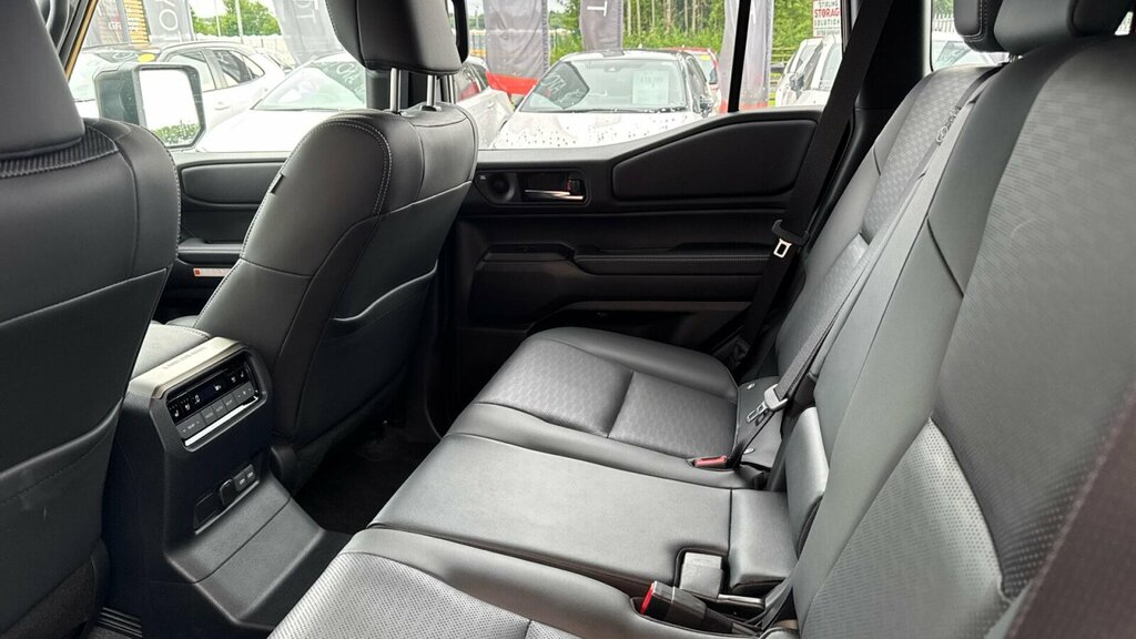 Toyota Land Cruiser Suv White #16