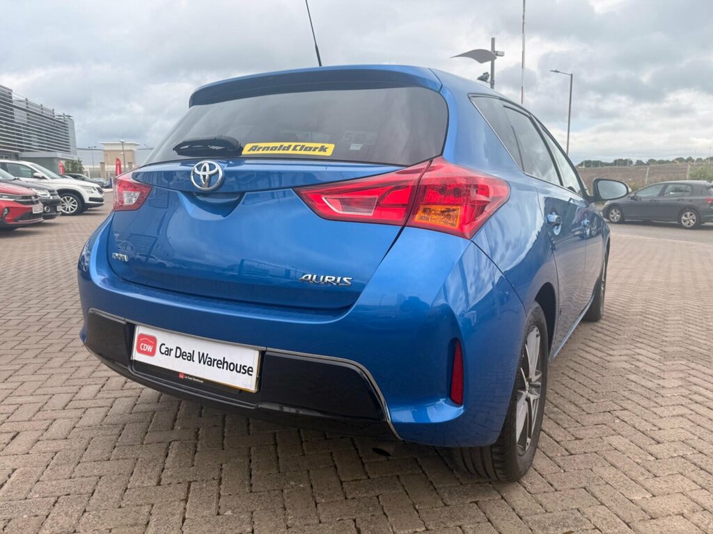 Toyota Auris 1.2 Vvt-i Design 114 Bhp Blue #9