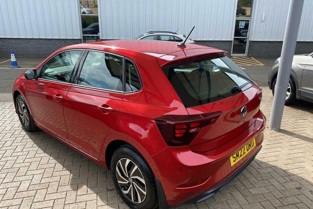 Volkswagen Polo 1.0 Tsi Life Red #3