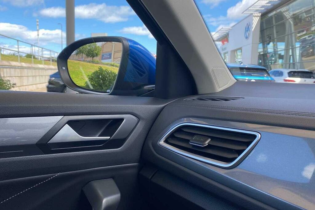 Volkswagen T-Roc 1.5 Tsi R-line Dsg 150 Ps Grey #21