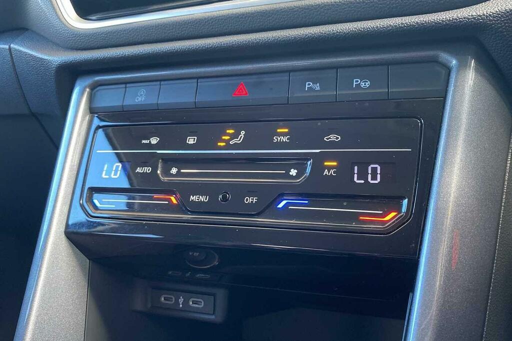 Volkswagen T-Roc 1.5 Tsi R-line Dsg 150 Ps Grey #16