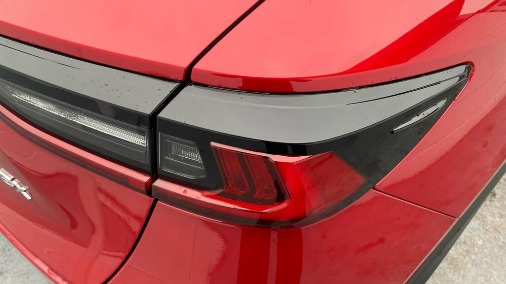 Lexus LBX 1.5 Vvt Ie Takumi Suv Hybrid E Cvt Red #22