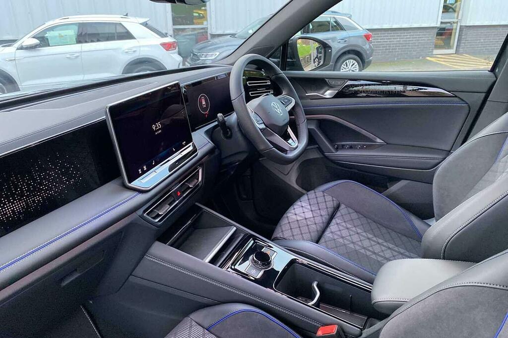 Volkswagen Tiguan 2.0 Tdi R-line Dsg Grey #2